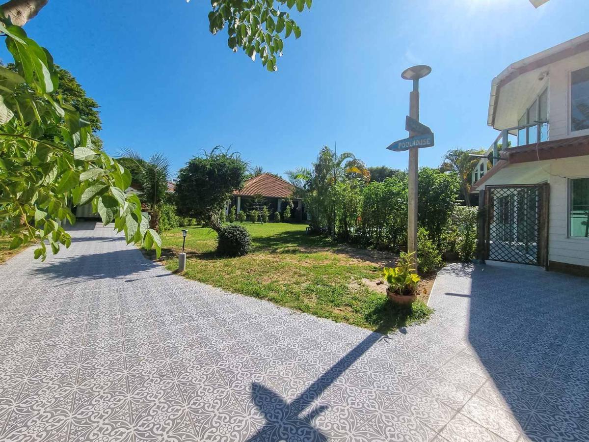 Tina'S Living Paradise - Guesthouses With Private Pool Ban Phe Exterior foto