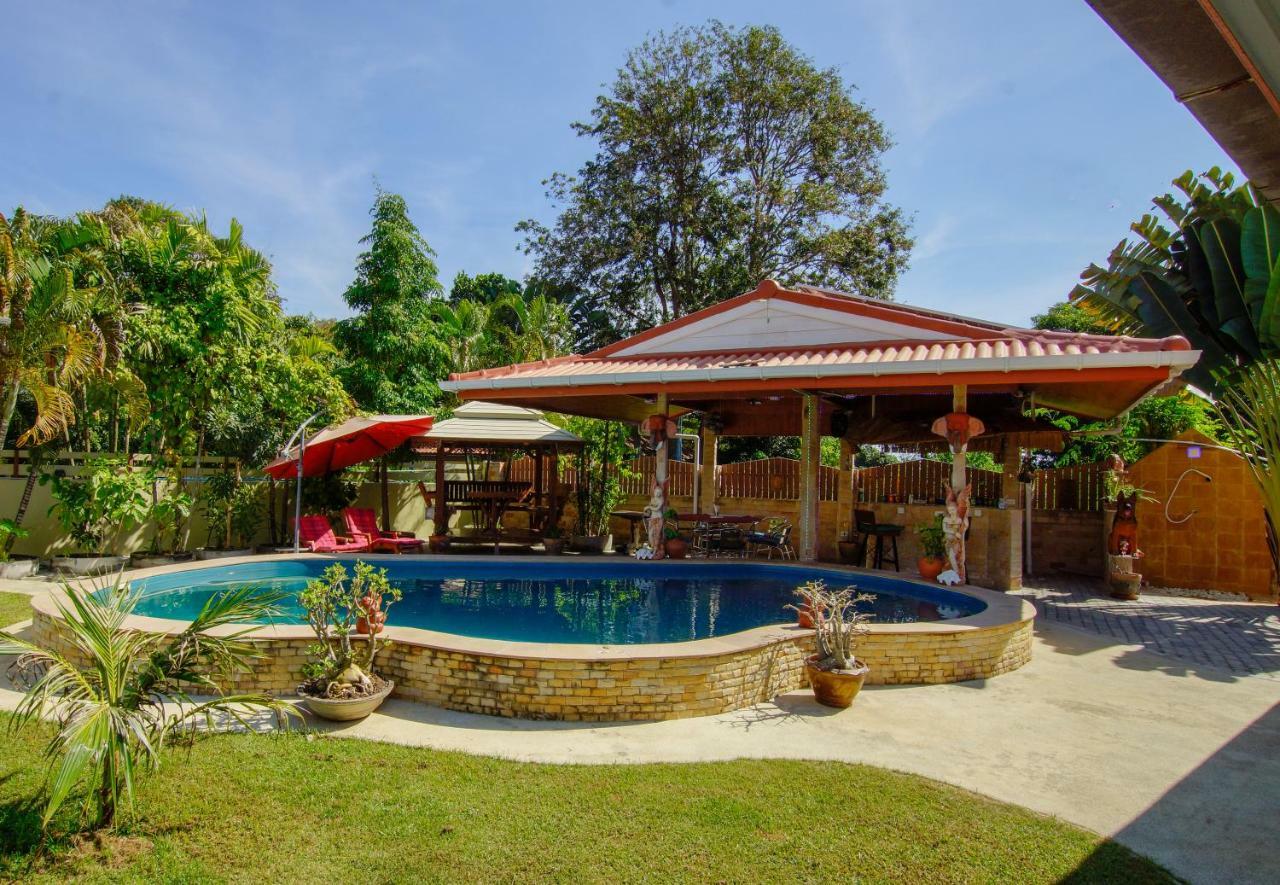 Tina'S Living Paradise - Guesthouses With Private Pool Ban Phe Exterior foto