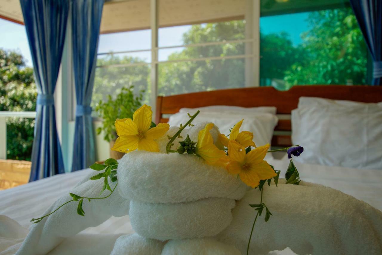 Tina'S Living Paradise - Guesthouses With Private Pool Ban Phe Exterior foto